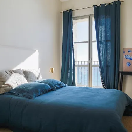 Magnifique Manoir Face A La Mer カシ