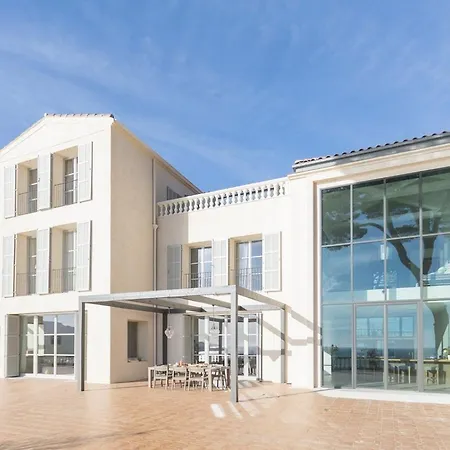 Magnifique Manoir Face A La Mer